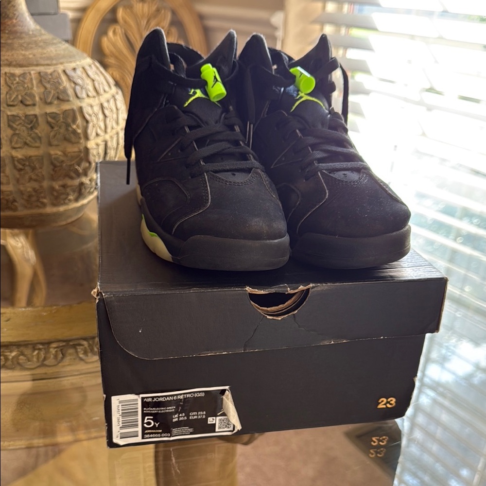 Jordan Retro 6 Black and Neon Green Sneakers
